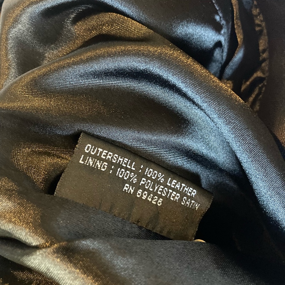 Pelle Studio Dark Leather Vest - Picture 5 of 6